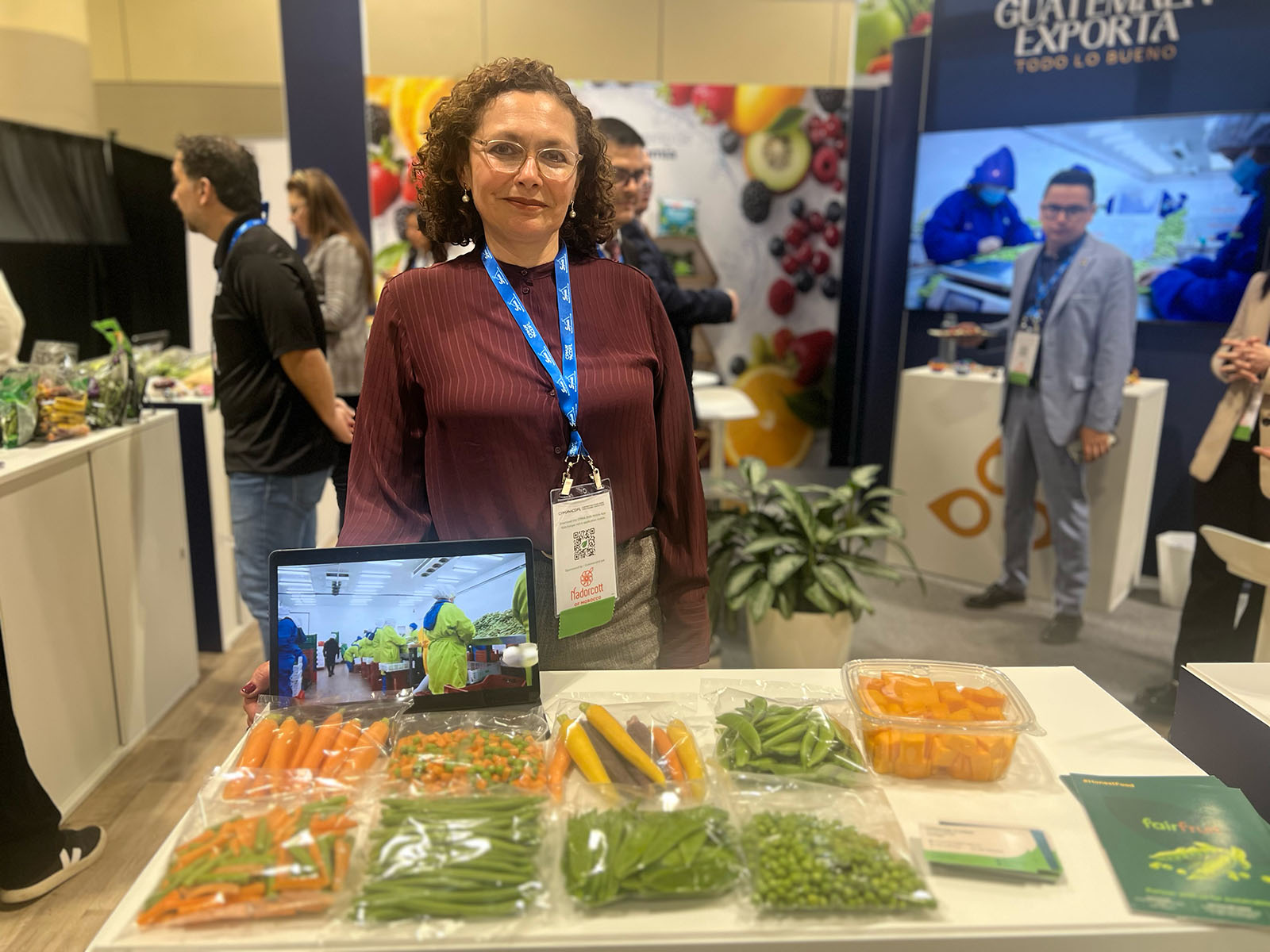 Claudia Granados of FairFruit.